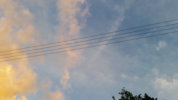079 Chemtrails und schwefelfarbige Wolken über Enzberg 31.05.16 um 21.11 Uhr
